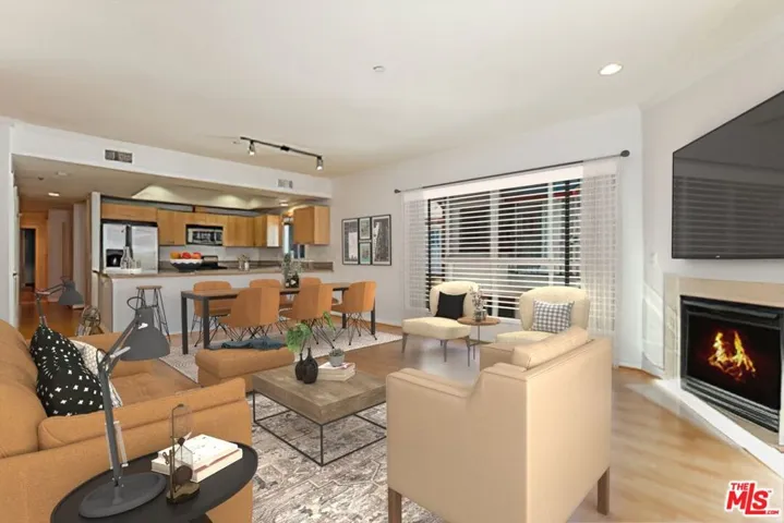 10633 Eastborne Avenue 301, Los Angeles, California 90024