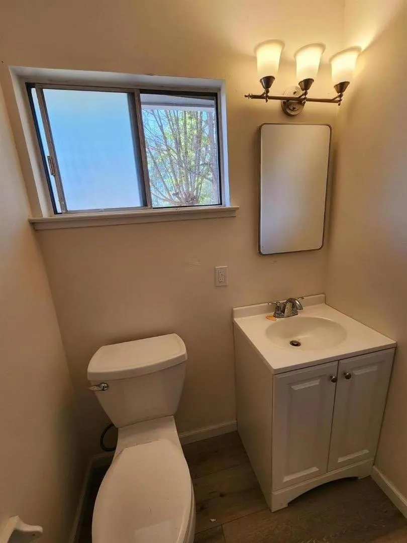8831 E Herndon Avenue, California home-pic-10