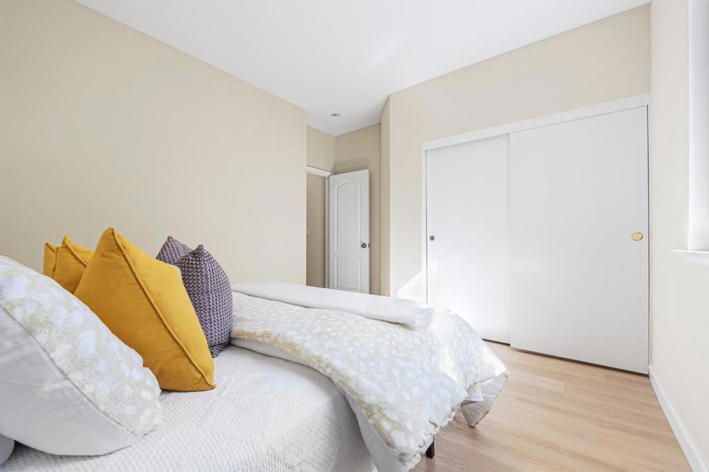 244 Primrose Drive, California home-pic-25