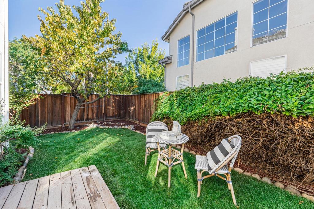 244 Primrose Drive, California home-pic-34