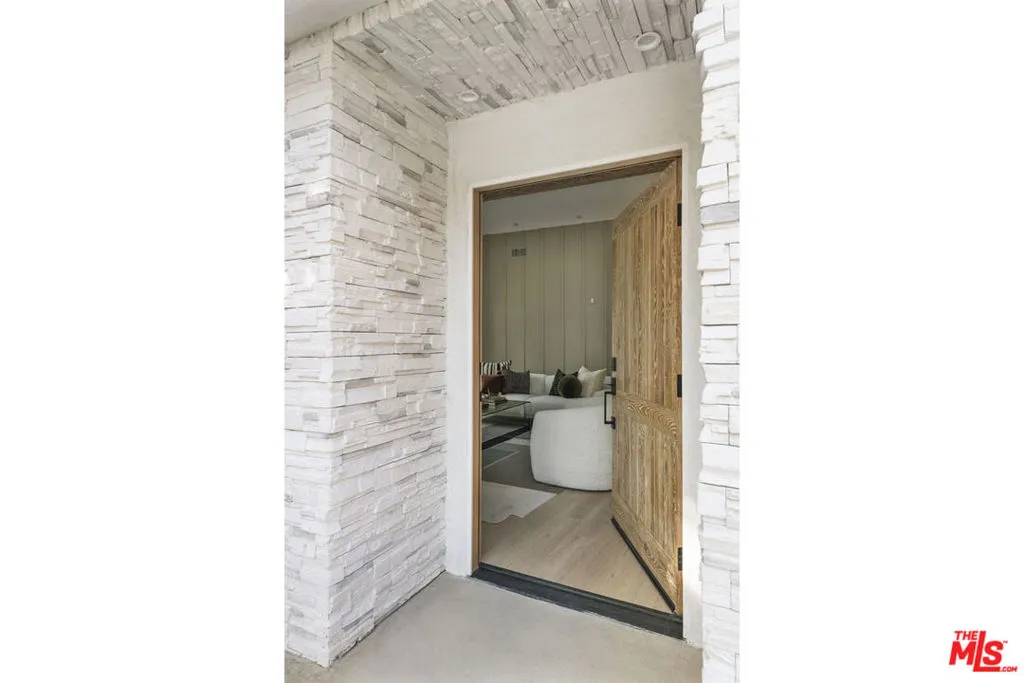 2239 Brier Avenue, California home-pic-1