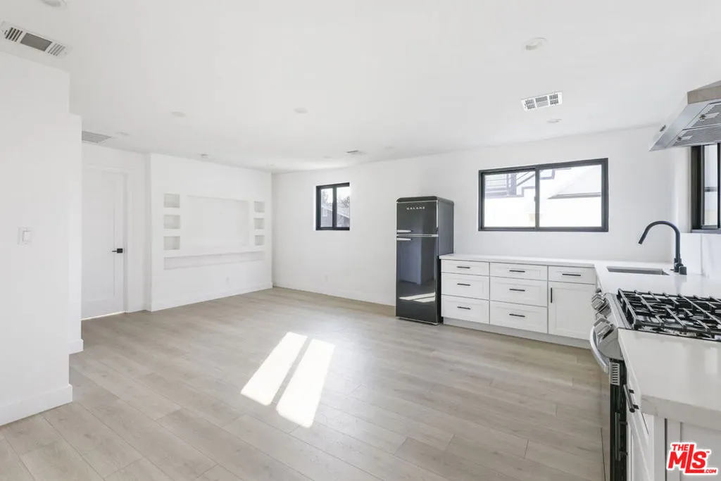 2239 Brier Avenue, California home-pic-36