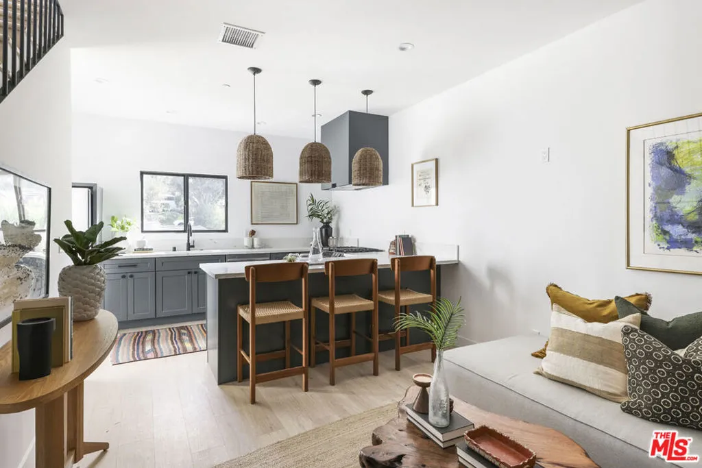 2239 Brier Avenue, California home-pic-22