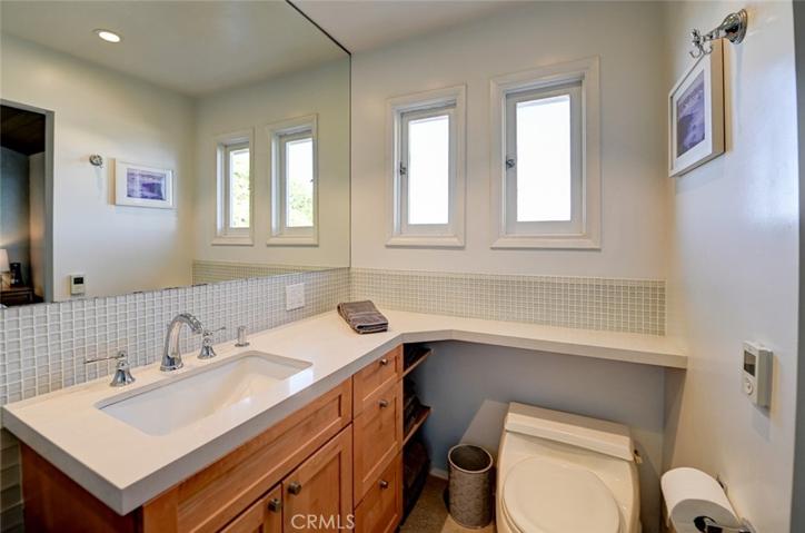 1021 Gaviota Drive, Laguna Beach, California 92651