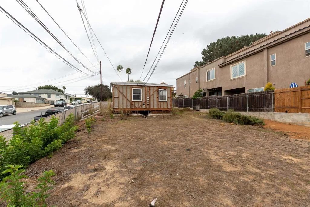 2126 San Clemente Street, Point Loma, California 92107 home-pic-5