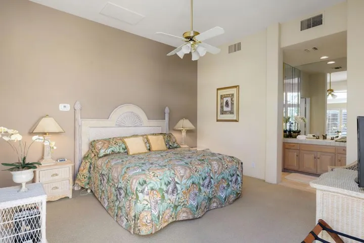 75499+Riviera+Dr+Indian+Wells-52-mls