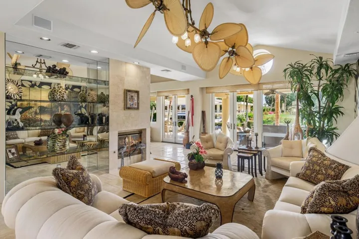 75499+Riviera+Dr+Indian+Wells-18-mls