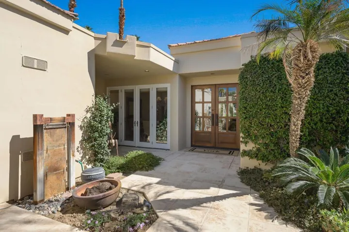 75499+Riviera+Dr+Indian+Wells-14-mls
