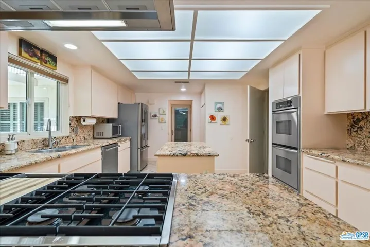 72807 Bursera Way, Palm Desert, California 92260