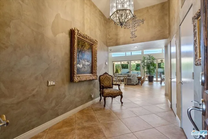 Ample entryway