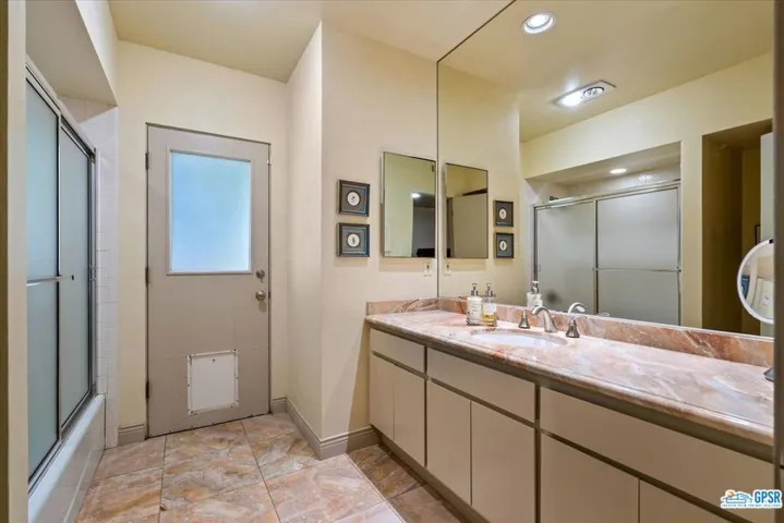 Secondary bath