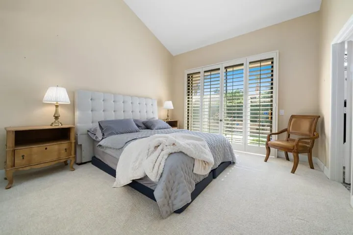 46-web-or-mls-JRInvernessWay_2022_046