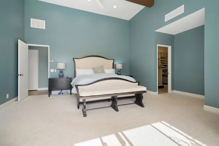 41-web-or-mls-JRInvernessWay_2022_041