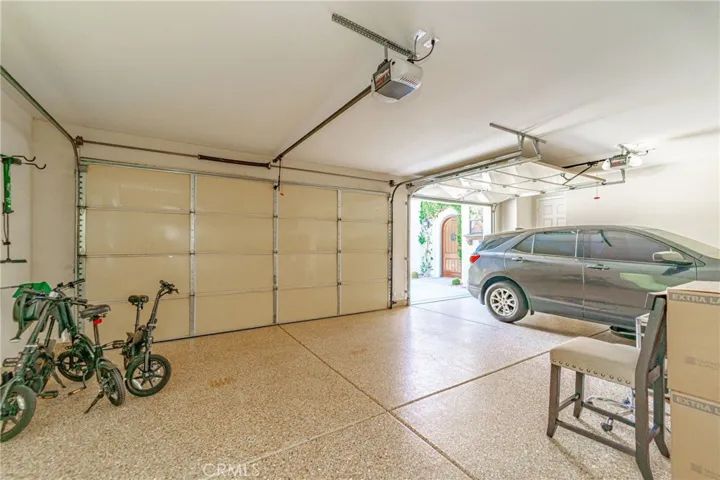 3 car garage