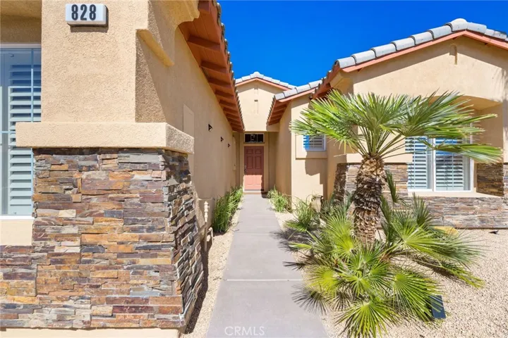 828 Mira Grande, Palm Springs, California 92262