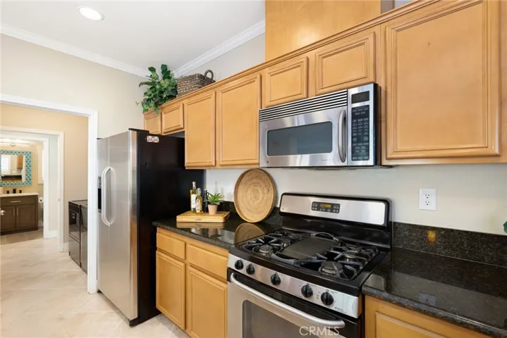 828 Mira Grande, Palm Springs, California 92262