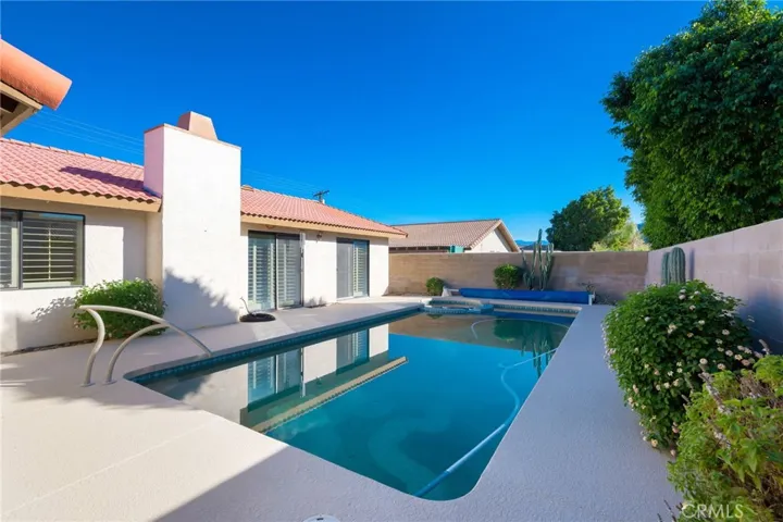 43685 Warner Trail, Palm Desert, California 92211