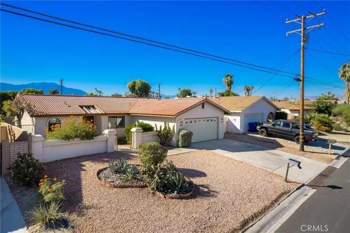 43685 Warner Trail, Palm Desert, California 92211