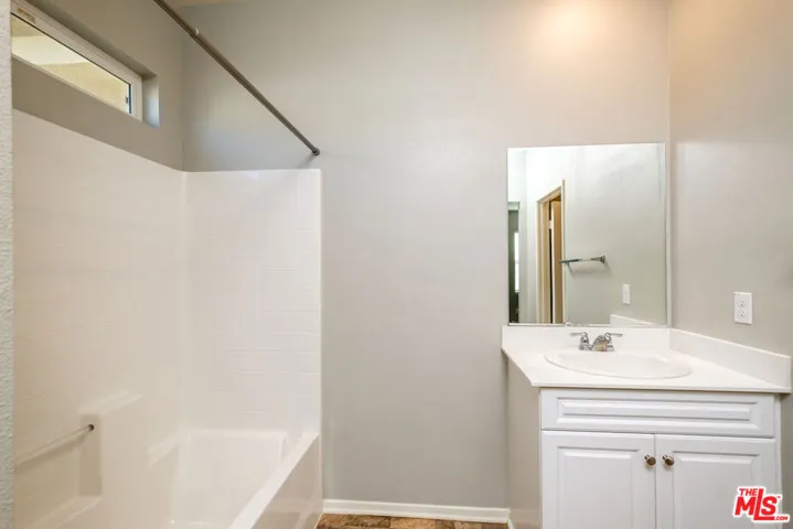 14476 Chumash Place, Victorville, California 92394