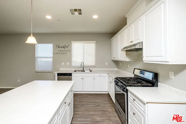 14476 Chumash Place, Victorville, California 92394