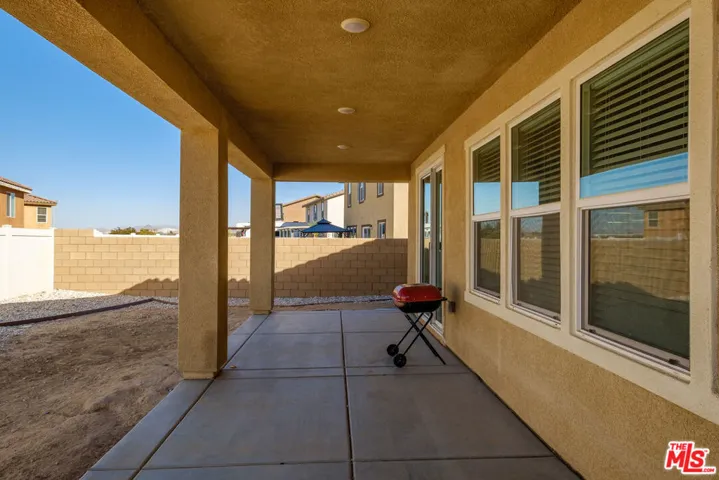 14476 Chumash Place, Victorville, California 92394