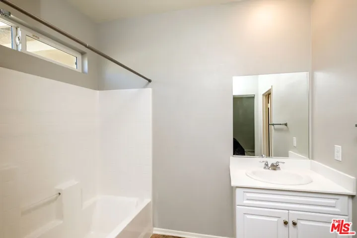 14476 Chumash Place, Victorville, California 92394