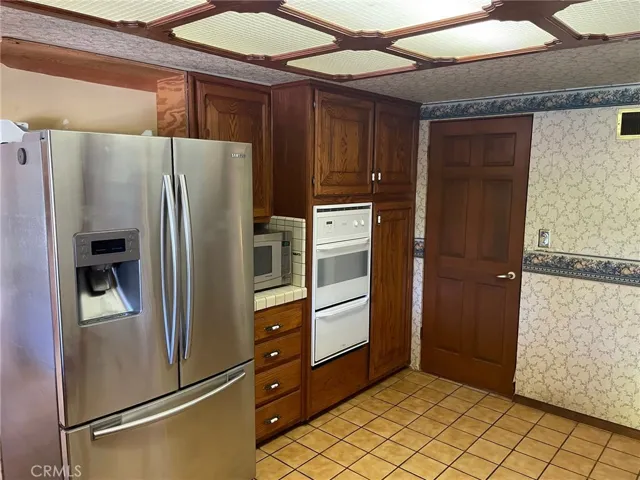 1388 S Farrell Drive, Palm Springs, California 92264