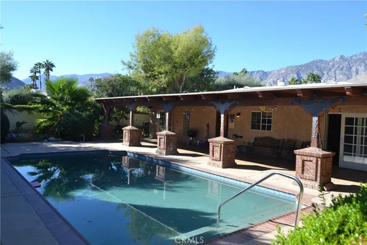 1388 S Farrell Drive, Palm Springs, California 92264