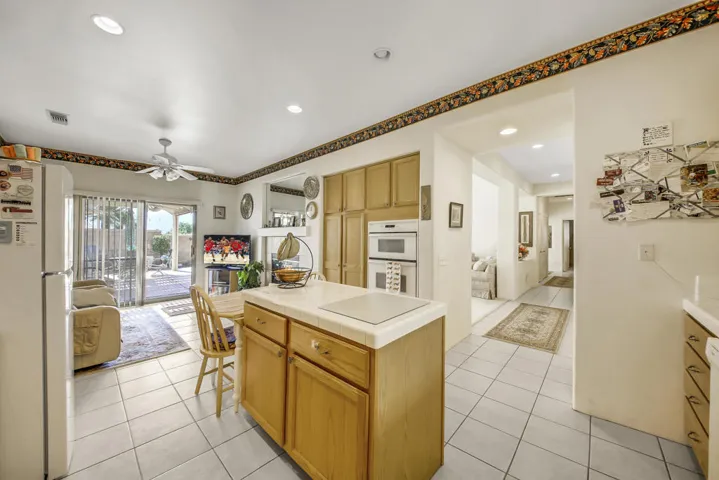 13 KITCHEN FULL SIZE