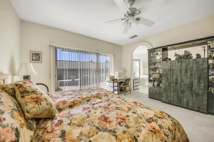 24 MASTER BED FULL SIZE
