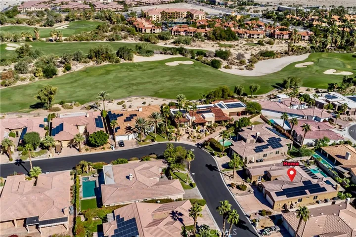 Resort Living! Desert Willow Golf Course Nearby