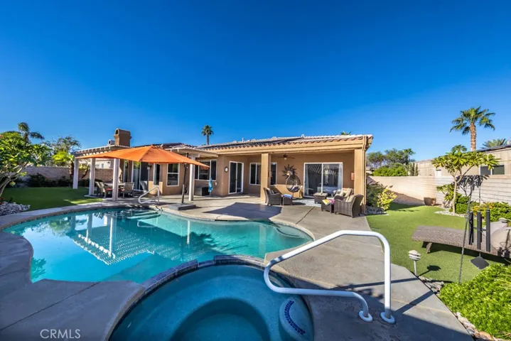 Private Solar Heated Salt Water Pool and Spa