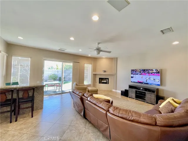16 Hillcrest Drive, Palm Desert, California 92260