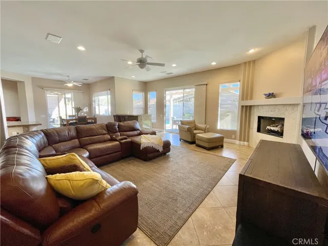 16 Hillcrest Drive, Palm Desert, California 92260
