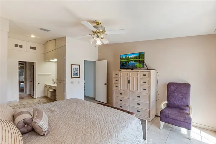 500 S Farrell Drive D30, Palm Springs, California 92264