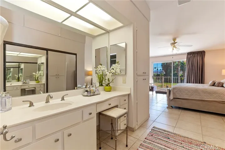 500 S Farrell Drive D30, Palm Springs, California 92264