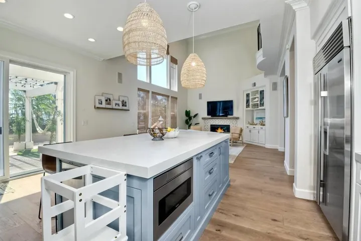 1475 Heritage Lane, Encinitas, California 92024