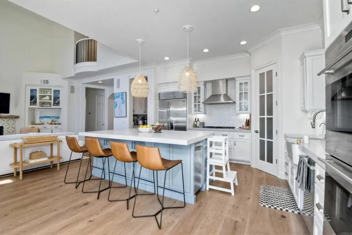 1475 Heritage Lane, Encinitas, California 92024