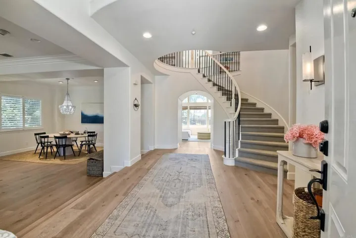 1475 Heritage Lane, Encinitas, California 92024