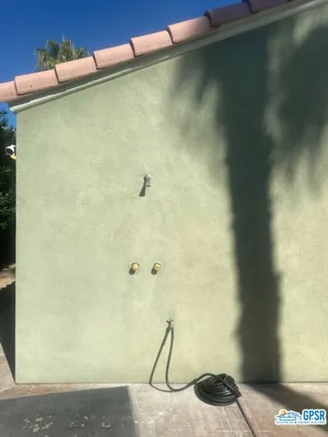 Outdoor shower
