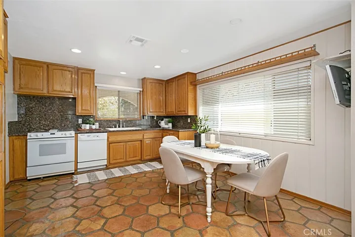 3175 Josie Avenue, Long Beach, California 90808