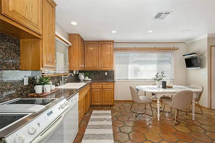3175 Josie Avenue, Long Beach, California 90808