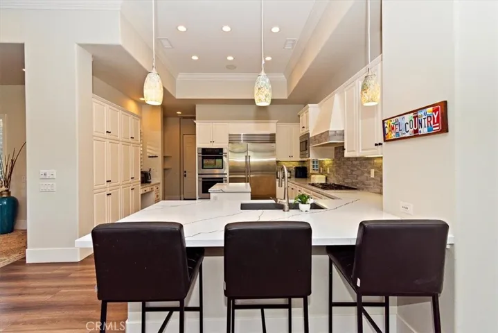 Brand new kitchen with quartz counter tops