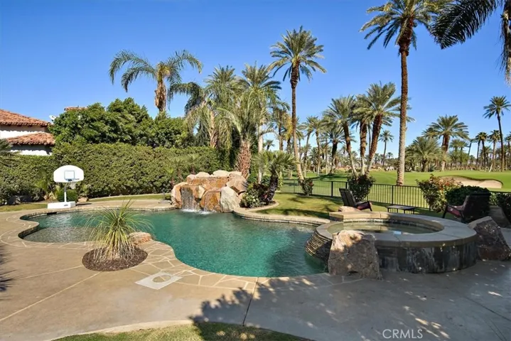 56108 Palms Drive, La Quinta, California 92253