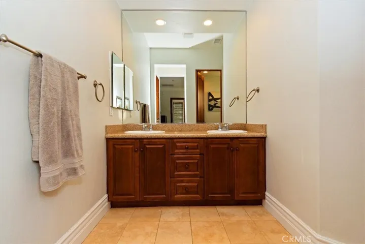 Casita's bathroom