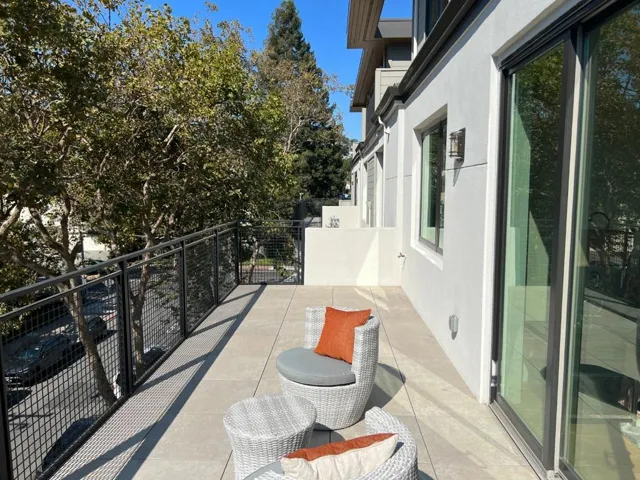 1667 San Carlos 302, San Carlos, California 94070