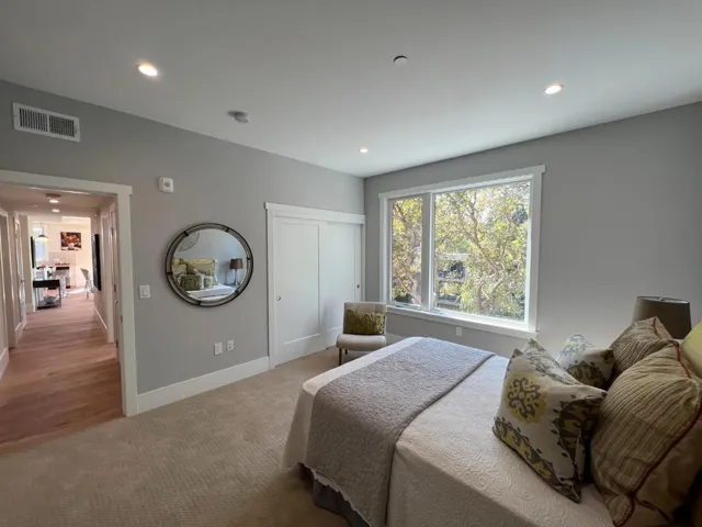 1667 San Carlos 302, San Carlos, California 94070