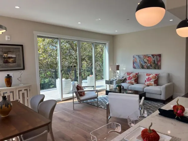 1667 San Carlos 302, San Carlos, California 94070