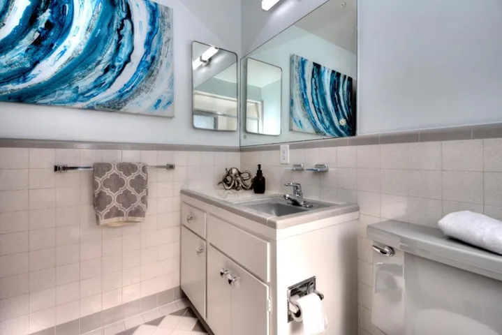 901 Crestview Drive, Millbrae, California 94030