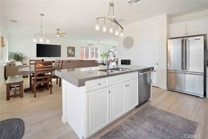 74125 Imperial Court E, Palm Desert, California 92211